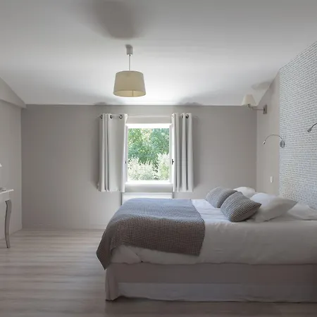 Des Alexandrins Bed & Breakfast 3*