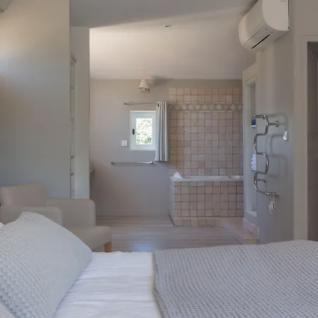 Des Alexandrins Bed and breakfast
