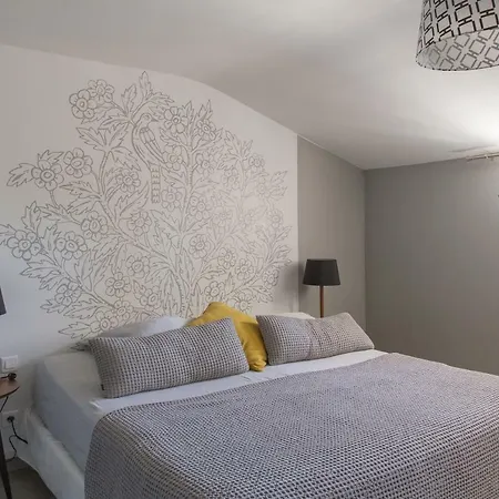Bed & Breakfast Des Alexandrins 3*
