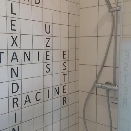 Des Alexandrins Couette-café Uzès