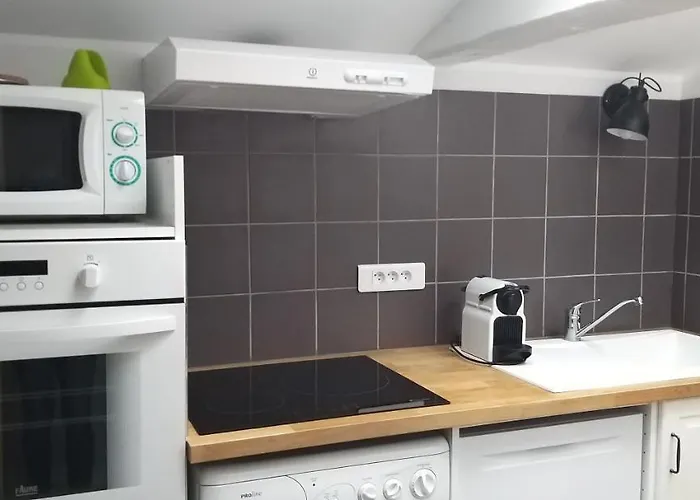 Des Alexandrins Bed & Breakfast 3*